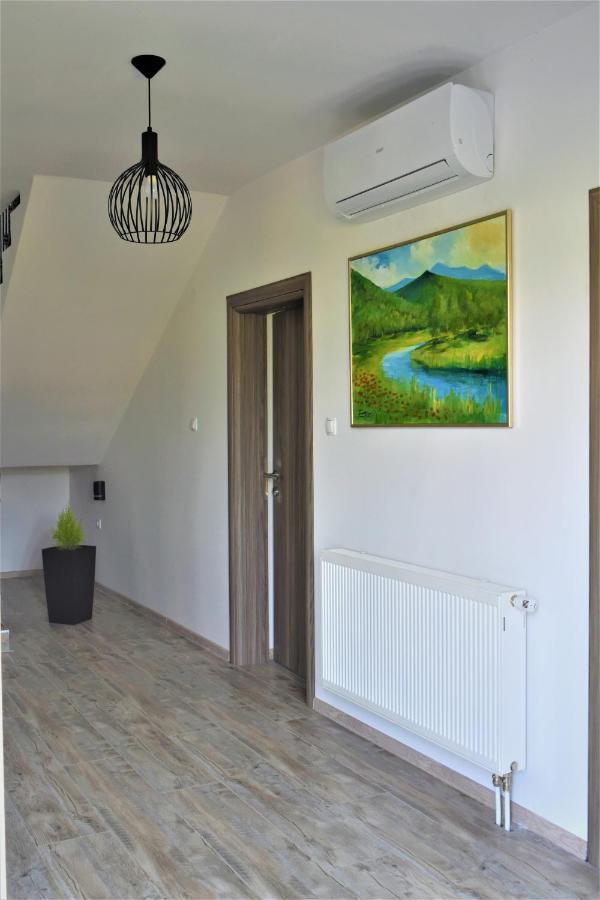 Guest House Tonka Оточац Экстерьер фото